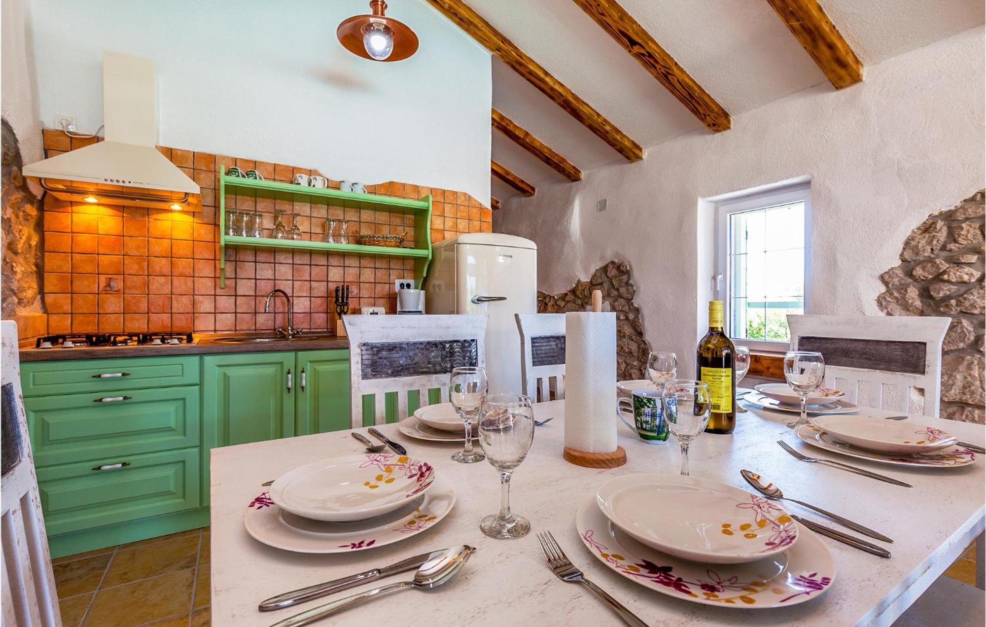 Lovely Home In Smrika With Wifi Ngoại thất bức ảnh